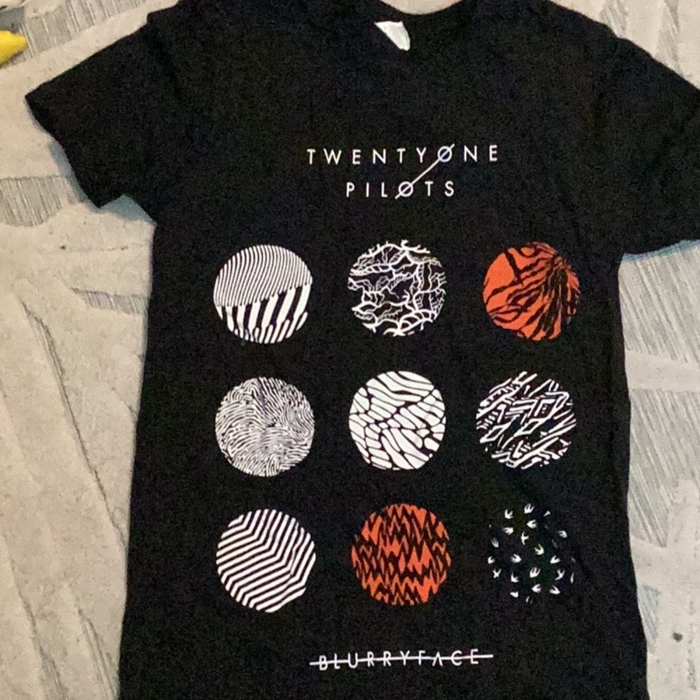 Twenty one pilots “blurryface” cd cover t-shirt